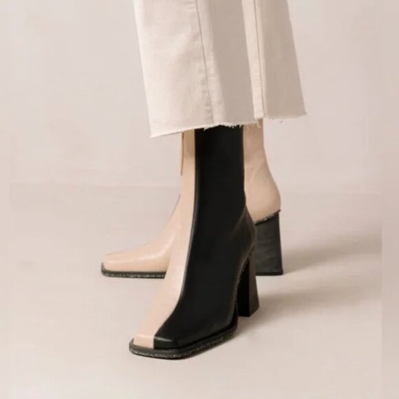 South Bicolor Stone Beige Black Leather Ankle Boots Size 41 EU or 10 - 10.5 US - Picture 7 of 7